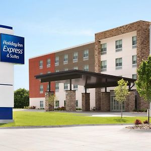 Holiday Inn Express & Suites Ред-Вінґ Exterior photo