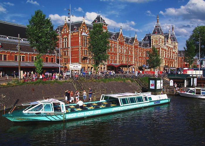 Amsterdam Centraal Station photo