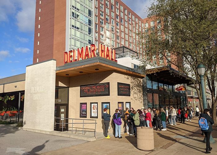 Delmar Loop photo