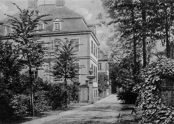 Von-Alten-Garten Von-Alten-Garten in Hannover, im Stadtteil Linden-Mitte photo