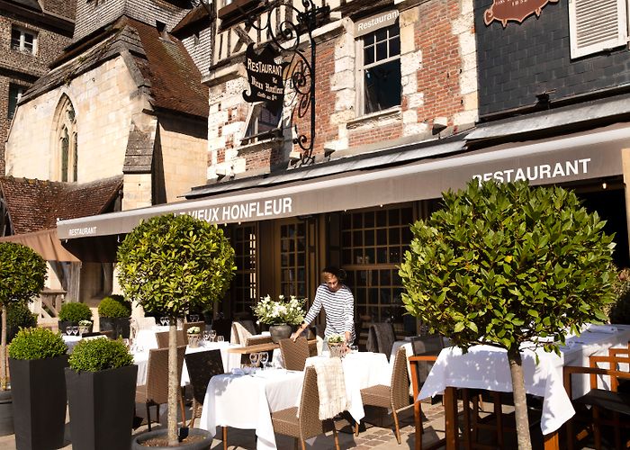 Port De Plaisance   Vieux Bassin Au Vieux Honfleur - Calvados Tourisme photo