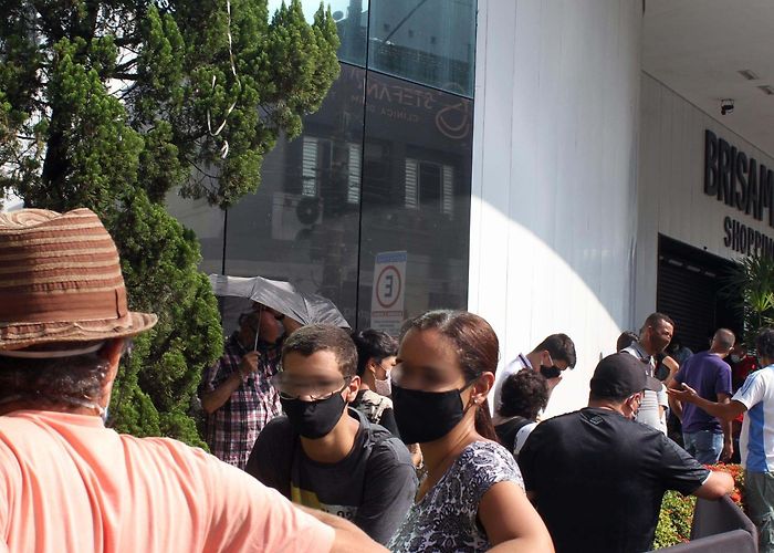 Brisamar Shopping Coronavírus: Liminar determina fechamento do comércio em São Vicente photo