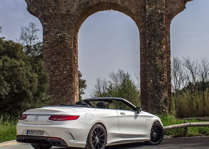 Parc Zoologique de Frejus Mercedes-AMG S63 Cabriolet: First Drive photo