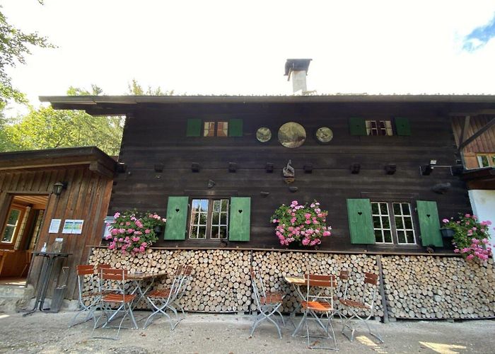 Werdenfelser Museum Werdenfelser Hütte in Garmisch-Partenkirchen photo