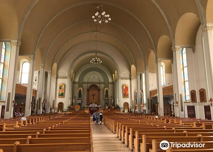 Laiterie Charlevoix Church of Baie-Saint-Paul: Photos, Map & Reviews [2024] | Trip.com photo