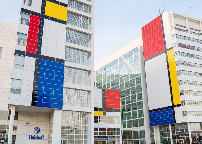 Atrium City Hall The Hague Museum: The Discovery of Mondrian • Ads of the World ... photo