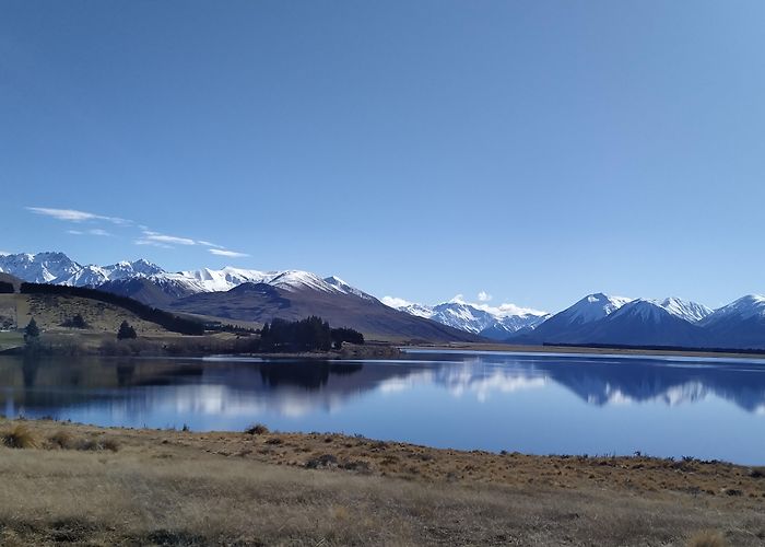 Edoras Absolutely unreal looking lake in New Zealand : r/pics photo