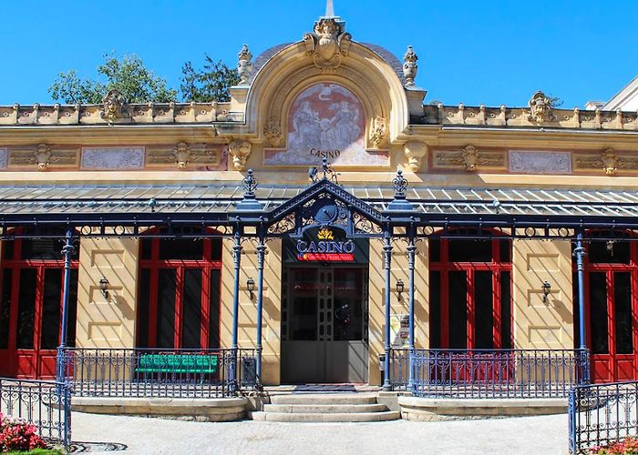 Casino de Neris-les-Bains Casino Tranchant Néris-les-Bains : machines à sous, jeux de tables ... photo