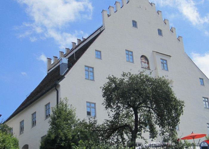 Schloßmuseum The "Schlossmuseum" in Murnau | DB Regio Bayern photo