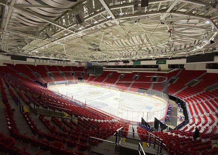 Resch Center Green Bay Gamblers return to ice tonight as Resch Center opens to ... photo