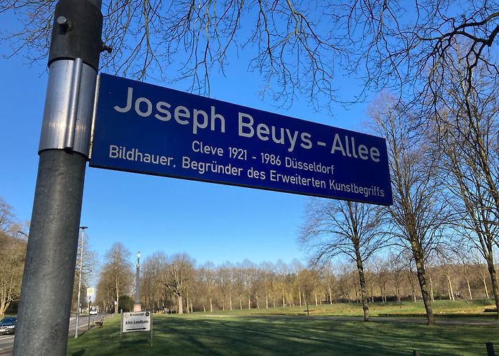 Museum Katharinenhof Auf den Spuren von Joseph Beuys im Kleverland • Radtour ... photo