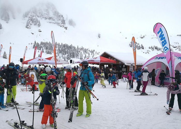 Mägisalp - Hääggen Festive Winter Skiing at Meiringen-Hasliberg – QUIRROW photo