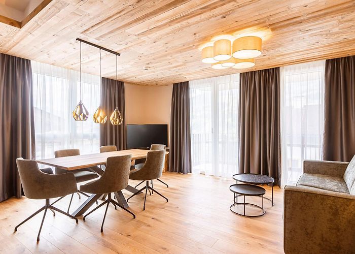 Zillertal Thermal Spa Premium holiday apartments with wellness area – Zillertal Suites Fügen photo