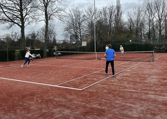 Tennispark Spieringshoek Spieringshoek is 'baantje de voorste' | Al het nieuws uit Schiedam photo