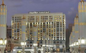 Готель Anwar Al Madinah Movenpick Medina Exterior photo
