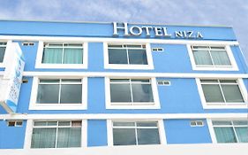Hotel Niza Zona Piel Леон Exterior photo