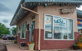 Colorado Adventure Hostel Колорадо-Спрінгз Exterior photo