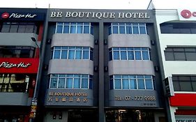 Be Boutique Hotel Клуанг Exterior photo