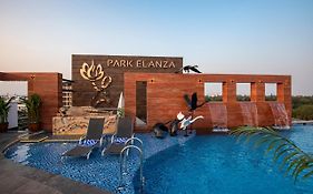 Hotel Park Elanza Коямпутур Exterior photo