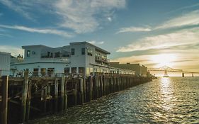 Bowline Hotel Асторія Exterior photo