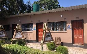 Lusaka Backpackers Exterior photo