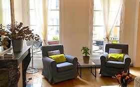 Real Parisian Apartment With 2 Bedrooms And Ac Exterior photo