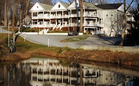 Acorn Hill Lodge And Spa Лінчбурґ Exterior photo