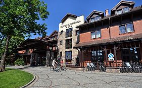 Hotel Zubrowka Spa & Wellness Біловежа Exterior photo