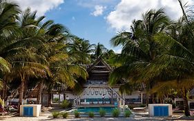 Nur Beach Hotel Джамбіані Exterior photo