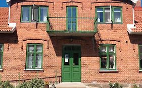 Bed and Breakfast Farmors Lycka Чивік Exterior photo