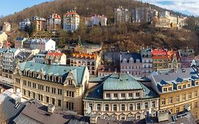 Karlovy Vary Zamecky Vrch Exterior photo