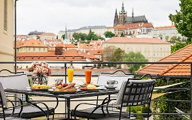 Four Seasons Hotel Прага Exterior photo
