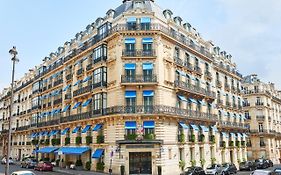 Готель La Tremoille Париж Exterior photo