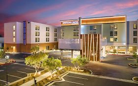 Springhill Suites By Marriott Los Angeles Давні Exterior photo