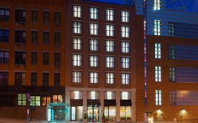 Hampton Inn Seaport Financial District Нью-Йорк Exterior photo