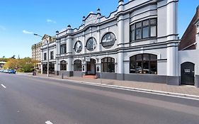 The Cornwall Historic Hotel Лонсестон Exterior photo