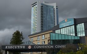 Executive Suites Hotel & Conference Center, Metro Vancouver Бернабі Exterior photo
