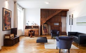 Small Luxury Hotel Altstadt Відень Interior photo