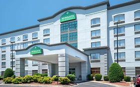 Готель Wingate By Wyndham Charlotte Airport Exterior photo