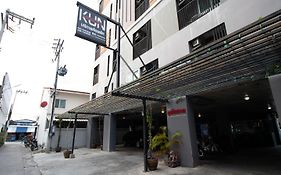 Kun Hotel Накхонратчасіма Exterior photo