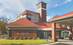Готель La Quinta By Wyndham Atlanta Коньєрс Exterior photo