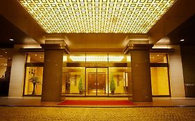 Keio Plaza Hotel Хатіодзі Exterior photo