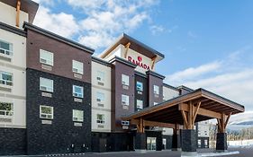 Готель Ramada By Wyndham Ревелсток Exterior photo