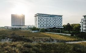 Готель Aja Warnemuende Росток Exterior photo