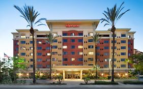 Готель Sheraton Garden Grove-Anaheim South Exterior photo