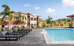 Luxurious Villa Royale- 5 Min Drive To Очо-Ріос Exterior photo