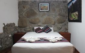 Хостел Hostal Turistico Illapa Cusco 119 Exterior photo