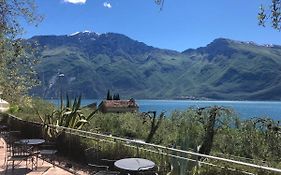 Hotel Locanda Ruscello Garni Лімоне-суль-Гарда Exterior photo