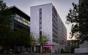 Готель Moxy Мілтон-Кінз Exterior photo