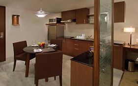 Four Points By Sheraton Hotel And Serviced Apartments Пуне Room photo